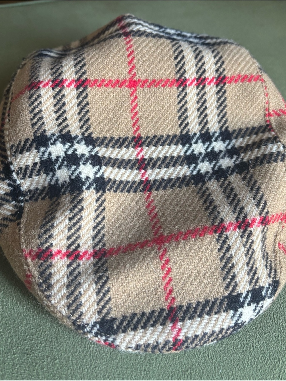 Burberry Kids Camel Plaid Newsboy Cap with Black & Red